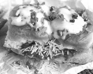 Aloo Tikki Pav With Cheese