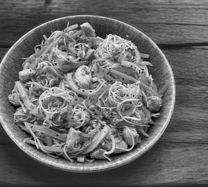 Hong Kong Noodles (Egg chicken)