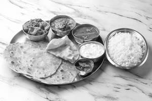 Set Meal Combo  { Mini Thali }