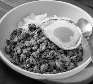 Prawn Pad Kra Pao