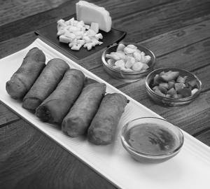 Cheese Corn Roll(Jain) 3 Pc