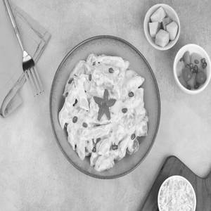 MIX FRUIT PASTA IN WHITE SAUCE