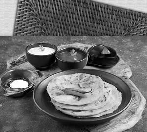 Paneer Paratha [2 Pieces + Chole, Raita, Salad]