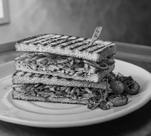 Mix Veg Grilled Sandwich