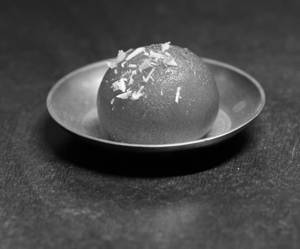 Garam Gulab Jamun [1 Piece]