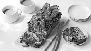 Icecream with marble bread