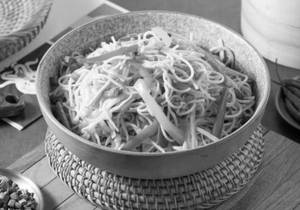 Hakka Noodles