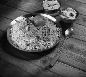 Afghani Biryani [1 Piece]
