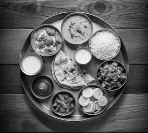 Deluxe Thali