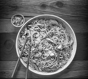 Chicken hakka noodles