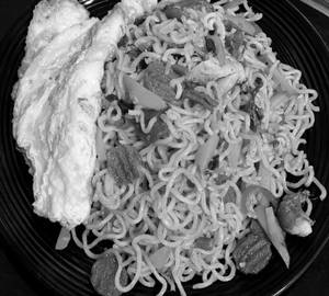 Egg Veggies Maggi