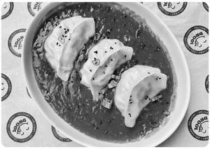 Ladakhi Mutton Jhol Momos