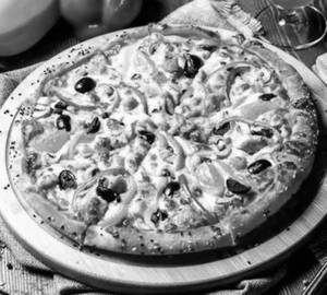 Supreme Farm House Pizza