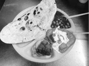 Paneer With 3 Tandoori Roti