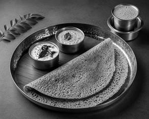 Pesaruttu Dosa (moong Dal Dosa)