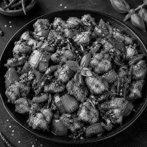 Chilli Basil Chicken