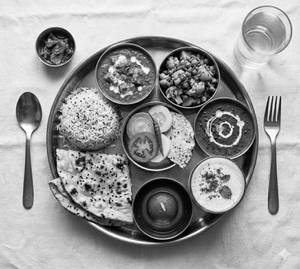 Super Delux Punjabi Thali