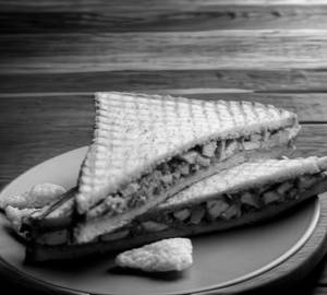 Veg paneer toofani sandwich