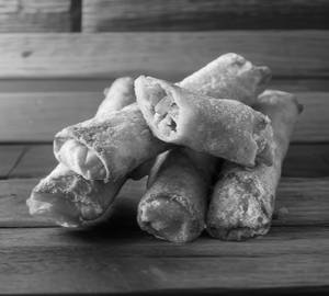 Veg Spring Roll (4 Pc's)