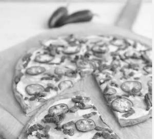 Jalapeno and onion cheese pizza