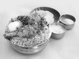 Chicken Dum Biryani (1 Piece)