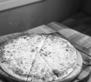 Margherita pizza
