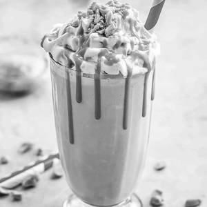 Peanut Butter Blend Shake