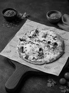 Farm Fresh Veggie Pizza