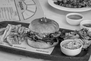 Classic Lamb Burger