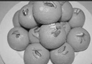 Spl. Besan Laddu Per Kg
