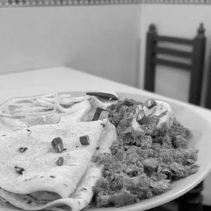 Chicken gravy Bharta + 2pics Rumali Roti