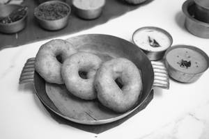 Medu Vada