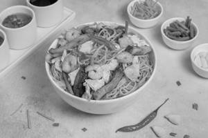 Chilli Garlic Pork Mixed Noodles 