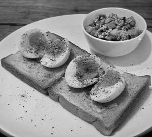 Butter Toast(4Pcs)+Boiled Egg