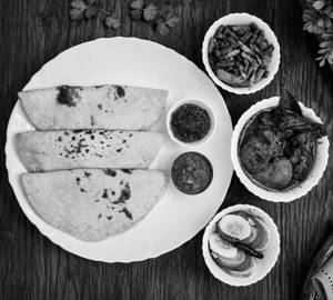 Roti Chicken Thali