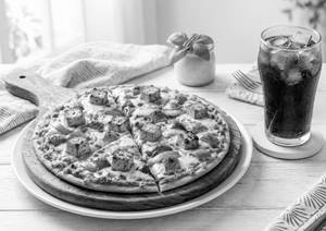 Paneer Tikka Pizza [Small] with 1 Coke [250 ml]