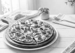 Paneer Tikka Pizza