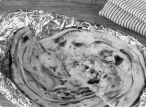 Lachha Paratha (wheat)