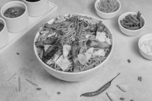 Chilli Garlic Pork Egg Noodle
