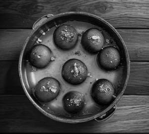 Gulab Jamun 2pc 