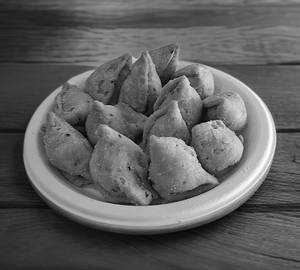 Mini Samosa [400 Grams]