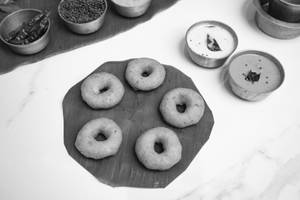 Mini Medu Vada Bites