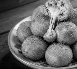 Cheesy Chicken Balls