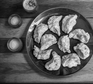 Mix Veg Fried Momos [7 Pieces]