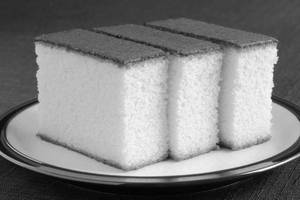 Vanilla Tea Cake