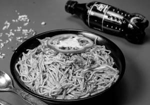 Veg Chowmein + 1 Cold Drink