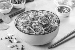 Veg Chilli Garlic Noodle