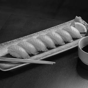 Salmom Nigiri