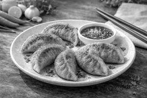 Beef Peri Peri Momos [6 Pieces]