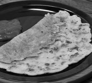 Besan Chila (2 Piece)